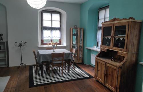 Schöne gemütliche Ferienwohnung am Saaleradweg - Foto 1