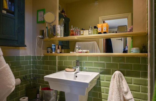 Lovely 4-bed House in Village of Sandhurst - Foto 23