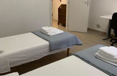 At Mollys metro A LucioSestio - Foto 18