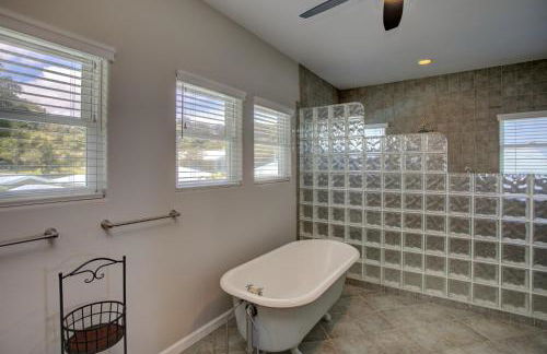 Grand Melemele 3 Bedroom Home by RedAwning - Foto 50