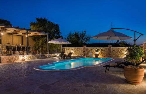 Holiday Home Rider - Two Bedroom Holiday Home with Outdoor Pool - Photo 20