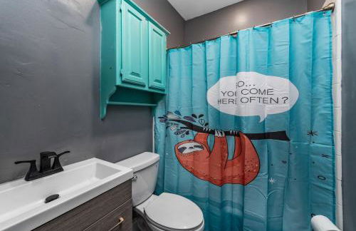 Spacious 1-BR Midtown Houston Apt with King Bed & Free Parking - Foto 15