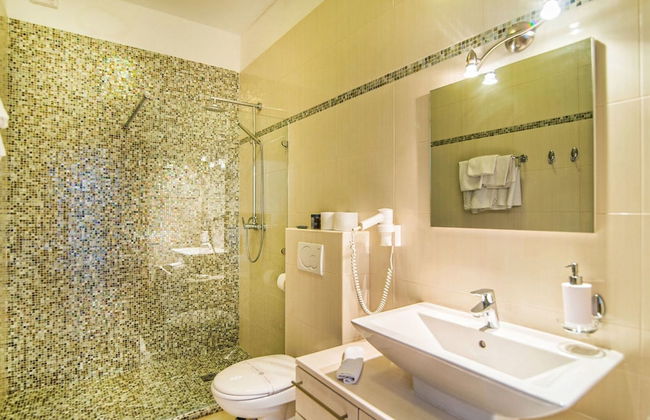 Magnificent Villa in Supetar With Swimming Pool - Foto 15