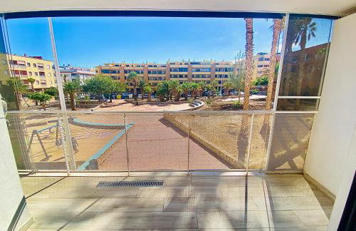 Diseño y comodidad en El Médano by Top Stay - Foto 15