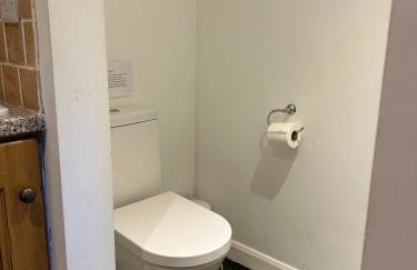 Luxury Farmhouse Retreat with Private Hot Tub & EV - Foto 6