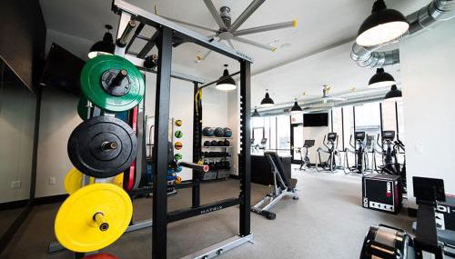 Free parking Gym & Pool Downtown at CityWay - Foto 3