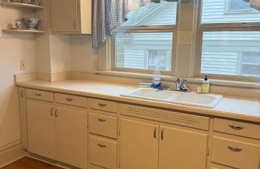 University House - Photo 13