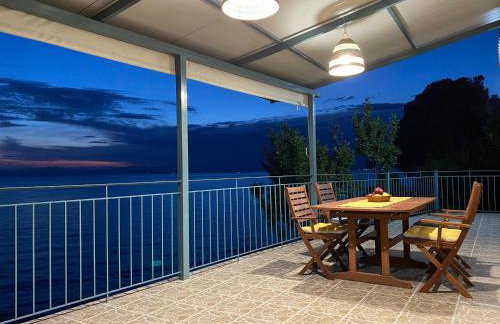 Sea House Kitries - Photo 20