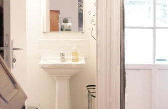 Chic neighborhood charming courtyard studio 7th - Foto 29