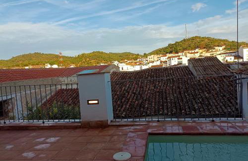 Balcón de la Moreria con leña - Photo 30