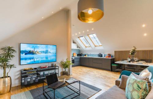 Oakfield Premier Apartments-High Speed WiFi-Smart SelfCheckIn-Central Cardiff Gem - Photo 30