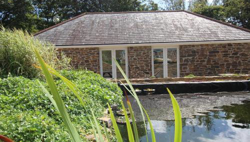 The BarnsPigallie - Photo 5