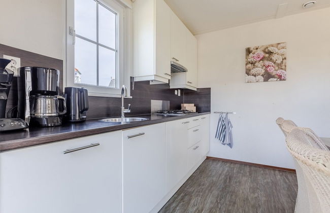 Beachside Villa + Sauna - Photo 8