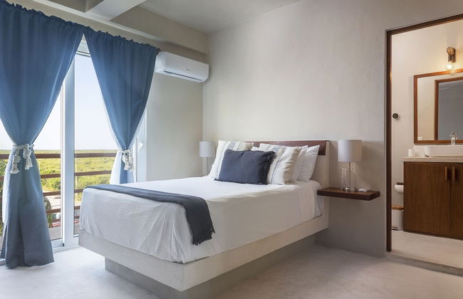 Three Bedroom Condo Steps From the Beach - Photo 3