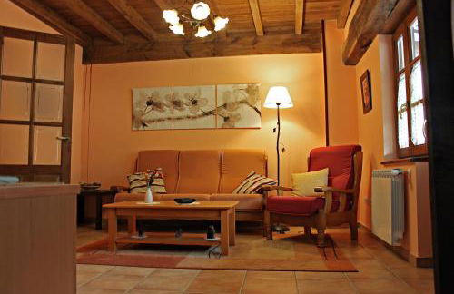 Apartamentos El Llago - Photo 7