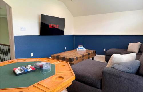 Cozy 4bdrm 3bath Home in The Woodlands - Photo 4