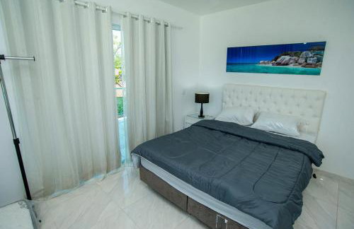 Casa com Piscina, Quadra de Areia e Churrasqueira - Foto 23