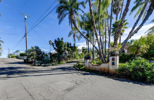 Private Hilltop Getaway with Patio Dogs Welcome! - Foto 24