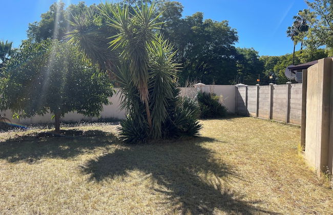 Tsumeb Park Self Catering Suites - Foto 5