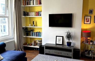 Large 1-bed duplex inc office & terrace - Foto 4