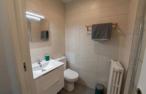 PRESTIGELOC - Business & Confort - 3 Grandes Chambres, 2 SDB, Hyper Centre - Foto 16