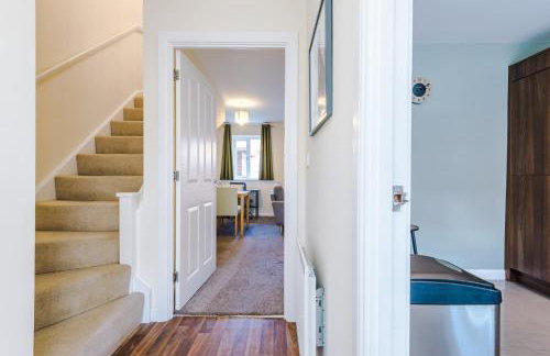 3 Bedroom Semi-Detached Home Sleeps 5 with Driveway - Foto 13