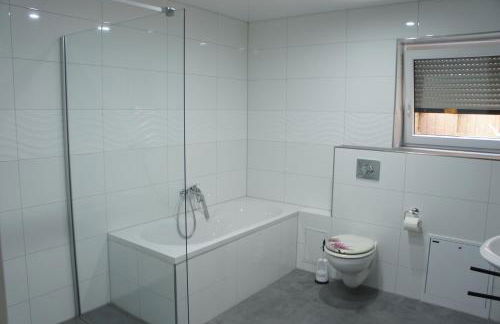 2- Zimmer-Wohnung, Nähe Phantasialand, Palmenparadies, Köln, Bonn - Foto 7