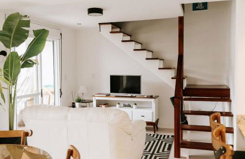 Completo apartamento em Resort na beira da lagoa - Foto 46