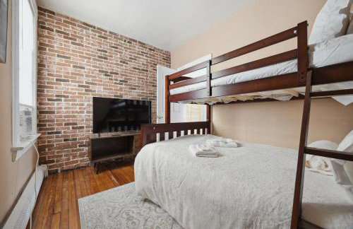 Spacious & Stylish 2BR Apartment Near Manhattan - Foto 7