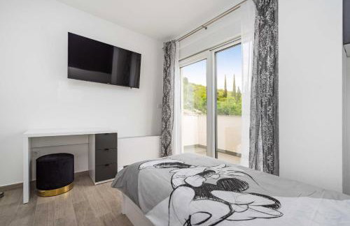 MY DALMATIA - Luxury villa Burra with private pool, jacuzzi and sports court - Foto 41