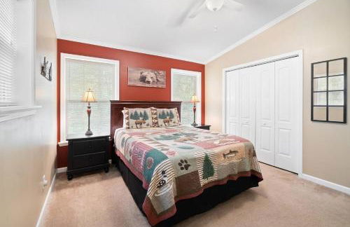 Blue Ridge Bungalow with Hot Tub - Foto 3