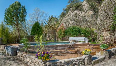 A jewel by the river! - Foto 2, Garden