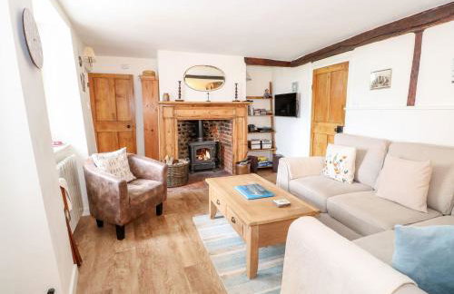 Beach Cottage - Photo 3