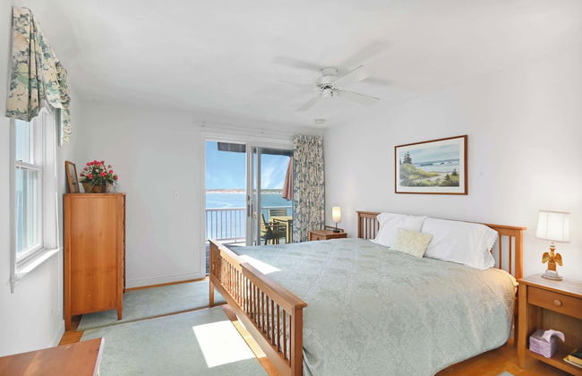 3BR Oceanfront on Nubble Cliffs! - Photo 10