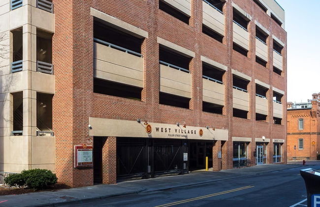 Hip & Vibrant 2 Bedroom Apartment with Parking & Wifi - Foto 37