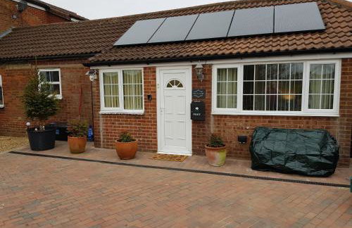 1 Bed Sleeps 3 Free Parking Pets Allowed - Foto 36