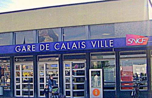 Le plein centre rez de chaussee au cœur de Calais - Foto 7