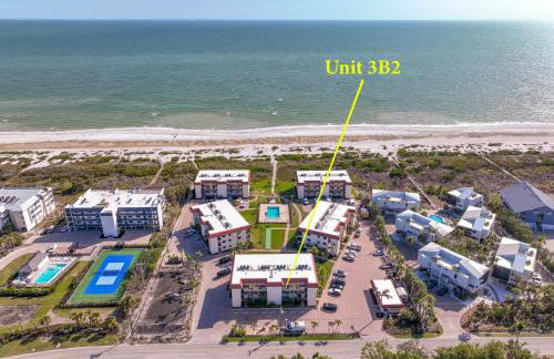 Cozy 1BR beachfront condo on Sanibel Island with stunning ocean views 3B2 - Photo 27