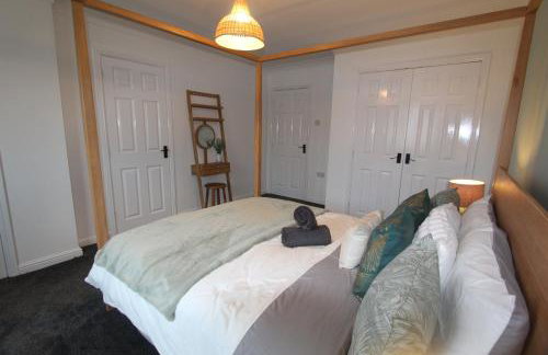 4 Bedroom House Near Manchester Airport, Wythenshawe Hospital and Trafford Centre - Foto 21