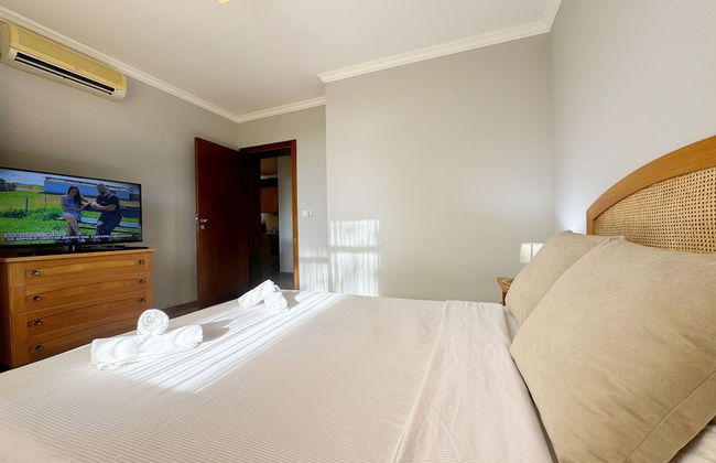 Stunning 2-bed Apartment in Sozopol - Photo 5