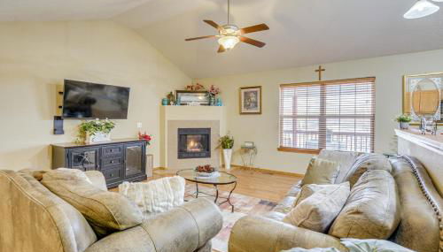 Springfield Area Retreat! Family Home with Yard - Foto 3