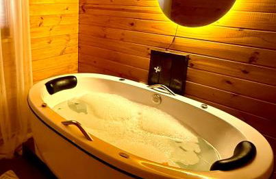 Chalé com Hidro próximo Parque Lago Black Gramado - Photo 3