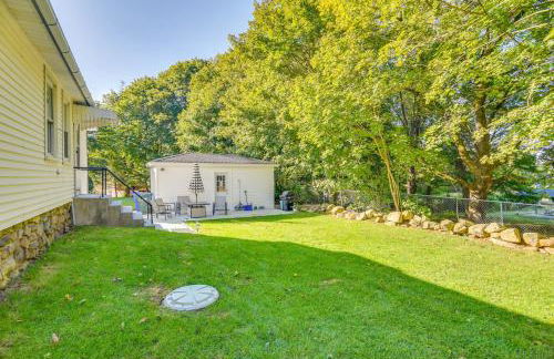 Lovely Westerley Home with Yard and Grill! - Foto 29