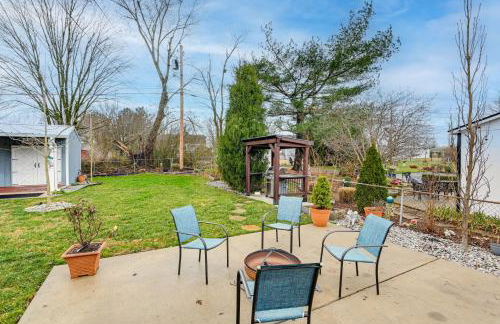Family-Friendly Home with Yard 27 Mi to Nashville! - Foto 1
