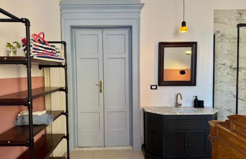 HERITAGE HOUSE City Center -ENTIRE APARTMENT- - Foto 33