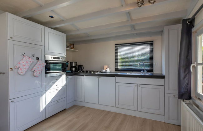 Romantic Holiday Home With Garden - Foto 4