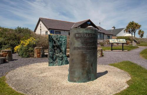 Brynelian - Photo 32