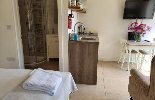 Bay Tree Cottage Accommodation - Photo 52