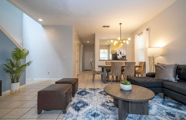 Cozy 4BR Regal Oaks w hot tub - Foto 22