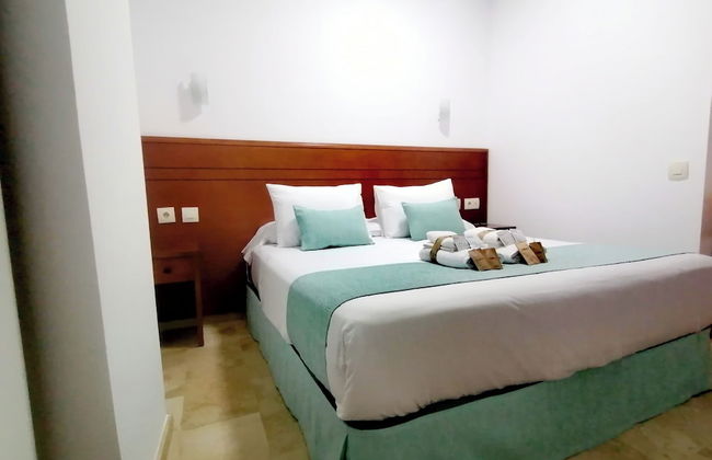 CN-340 Suites - Photo 26